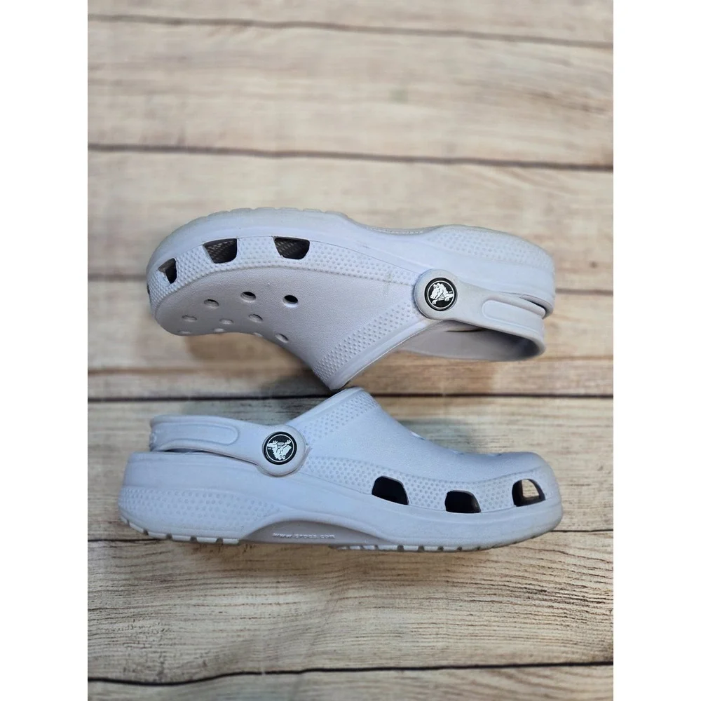 Croc Classic Clog Unisex Kids J3/US 3 Dreamscape Slip-On Rubber Clog Sandal